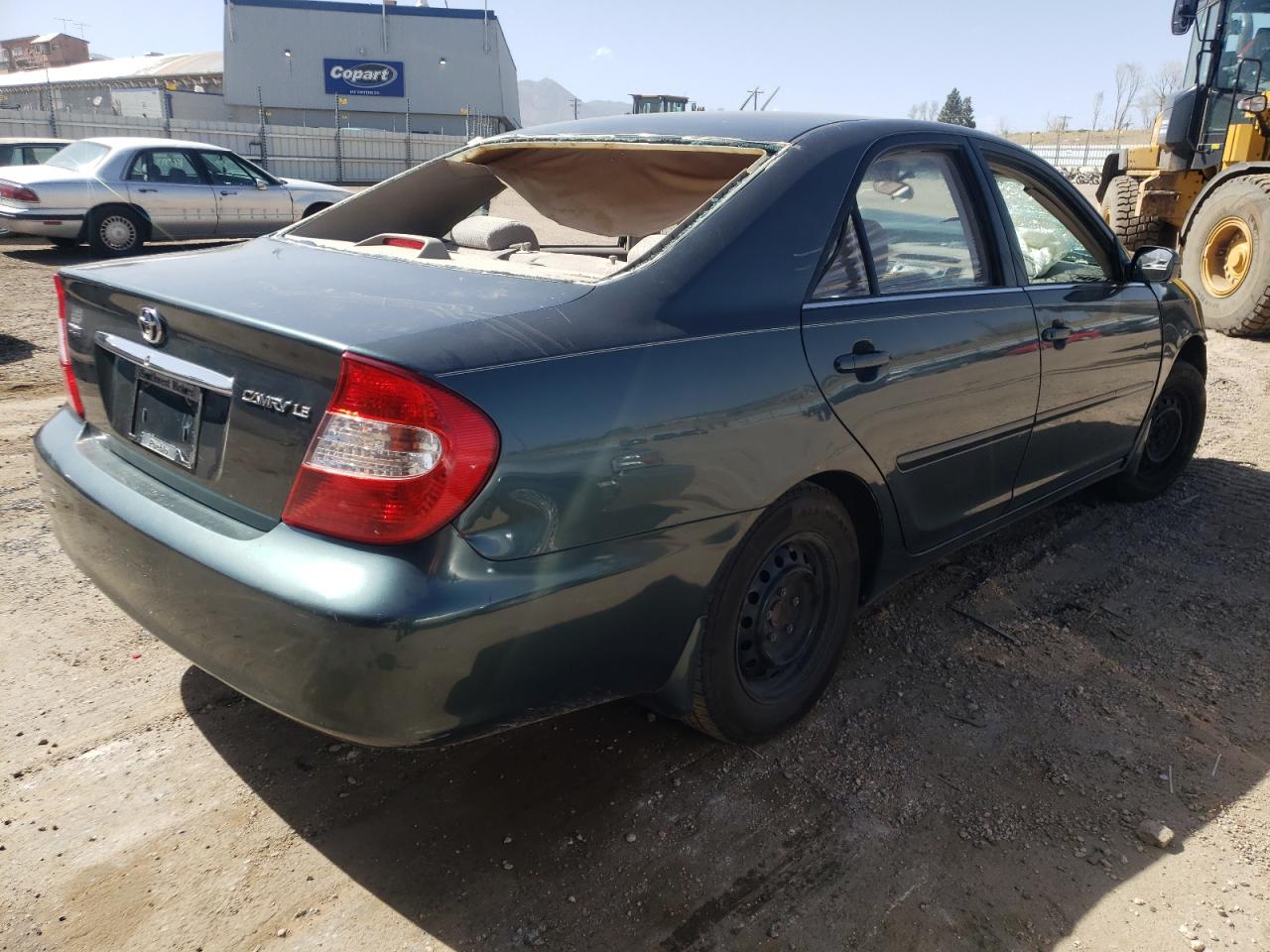 Photo 4 from auction – 2002 TOYOTA CAMRY LE with VIN 4T1BE32KX2U531417