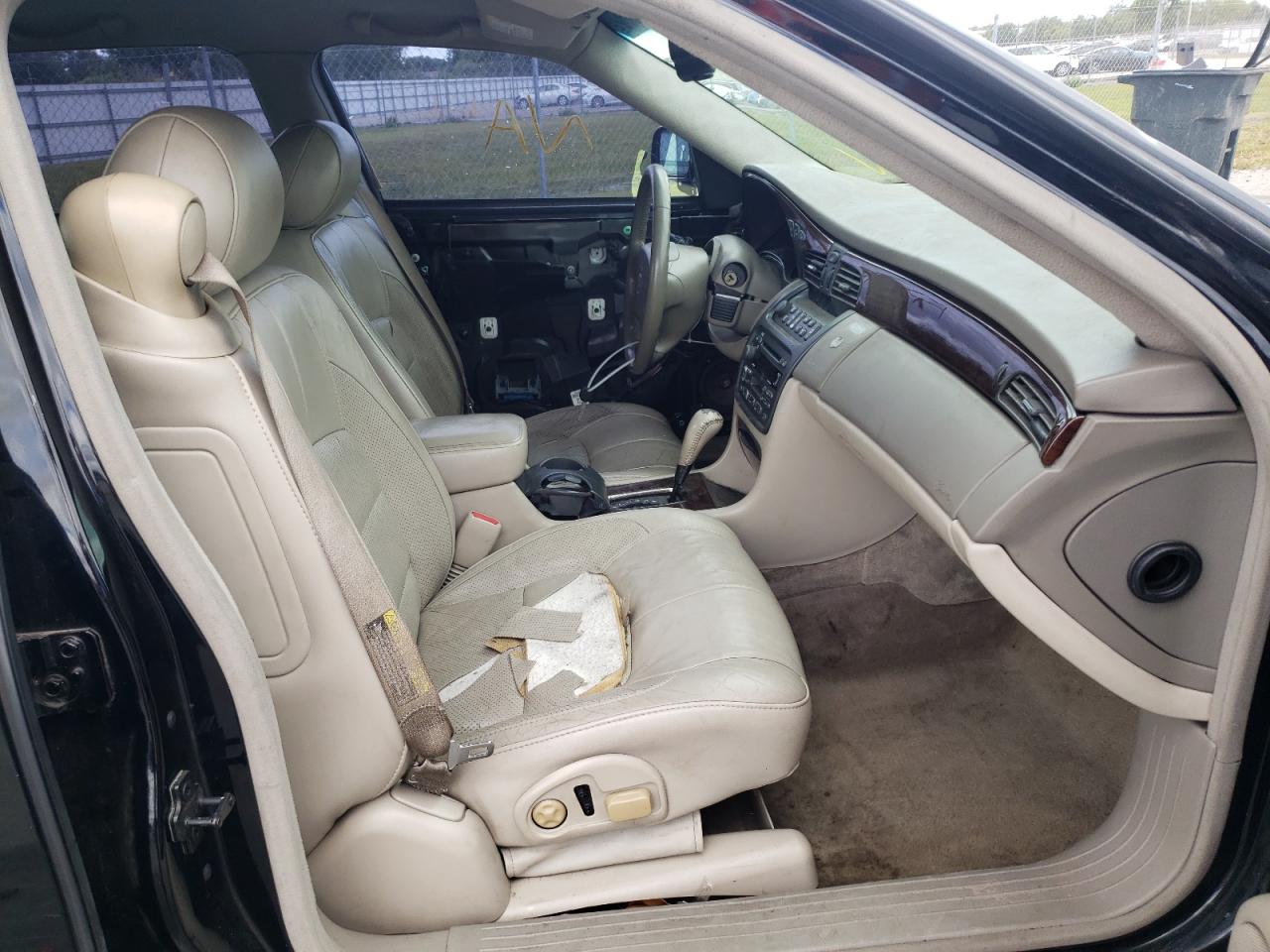 Photo 5 from auction – 2003 CADILLAC DEVILLE DT with VIN 1G6KF54973U145291