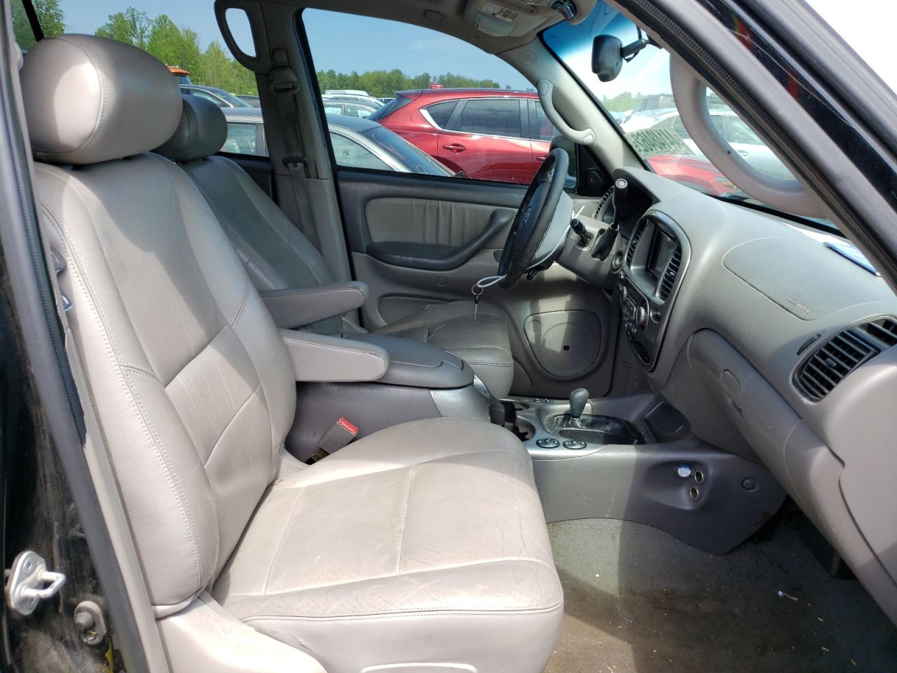 Photo 5 from auction – 2003 TOYOTA SEQUOIA LI with VIN 5TDBT48A33S203647