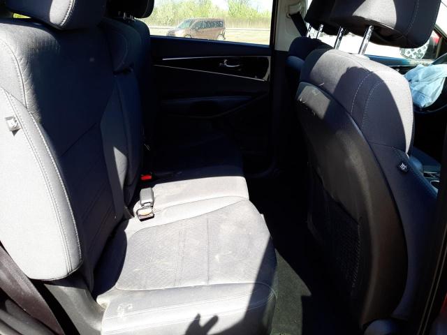 Photo 6 from auction – 2017 KIA SORENTO LX with VIN 5XYPGDA33HG252860