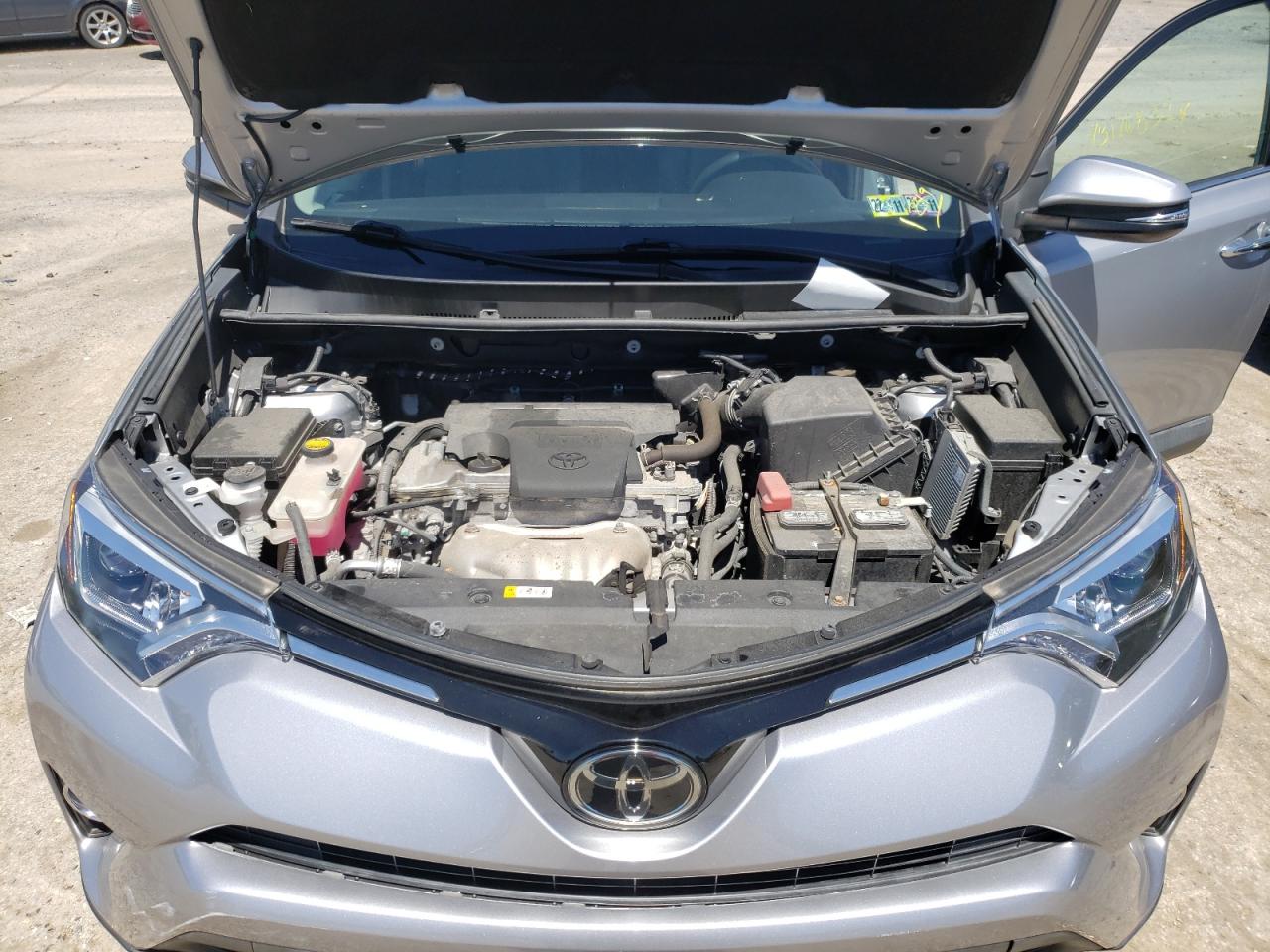 صورة رقم 7 من المزاد - 2017 TOYOTA RAV4 LIMIT مع VIN 2T3DFREV7HW690958