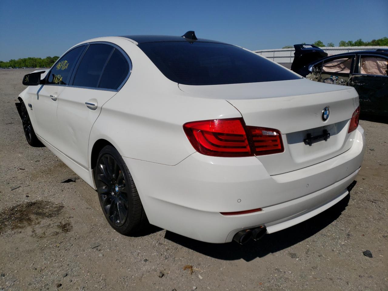 Photo 3 from auction – 2012 BMW 528 XI with VIN WBAXH5C50CDW08770