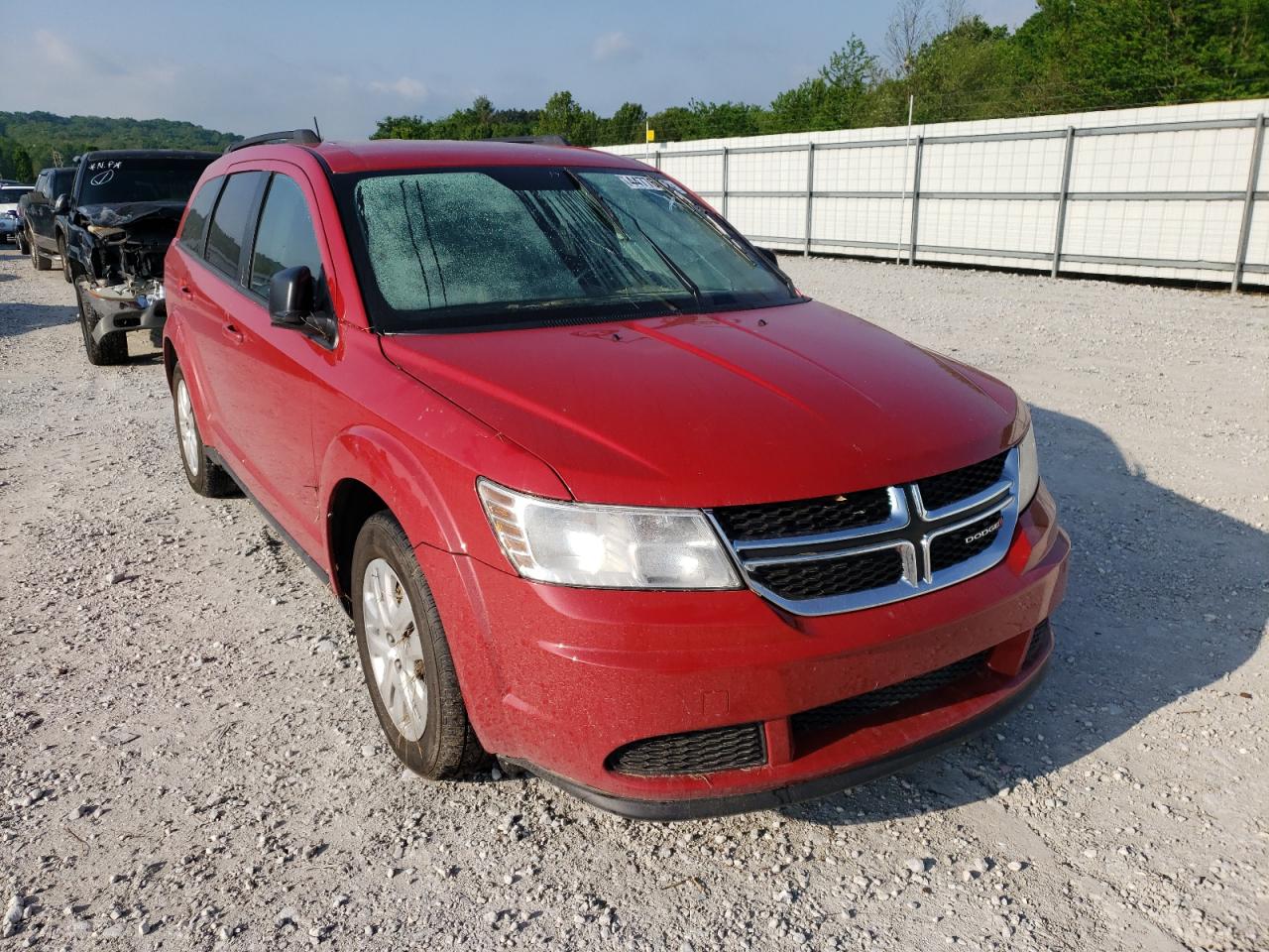 DODGE JOURNEY SE 2018 with VIN 3C4PDCAB1JT243275 - Photo from auction