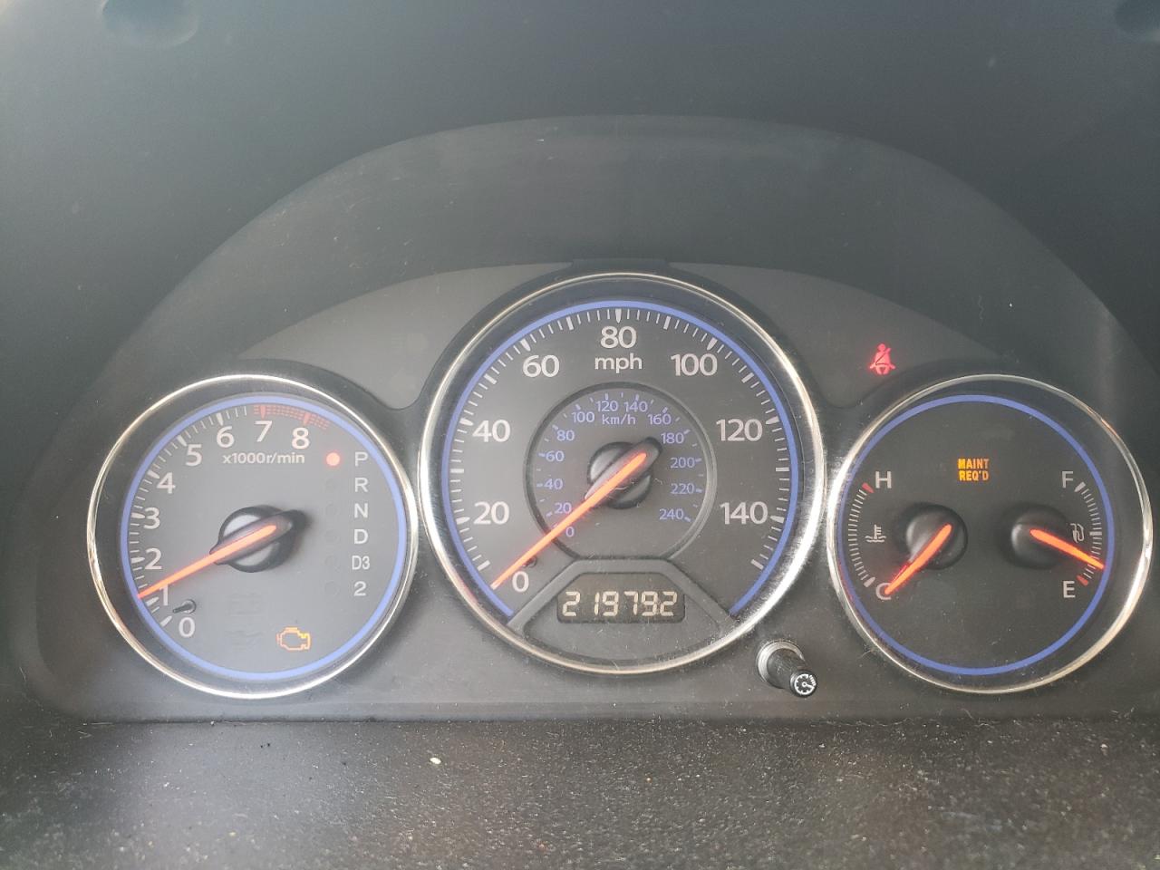 Photo 8 from auction – 2004 HONDA CIVIC LX with VIN 2HGES16554H592393