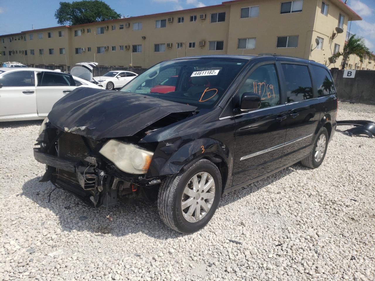 Photo 12 from auction – 2012 CHRYSLER TOWN & COU with VIN 2C4RC1BG5CR278997