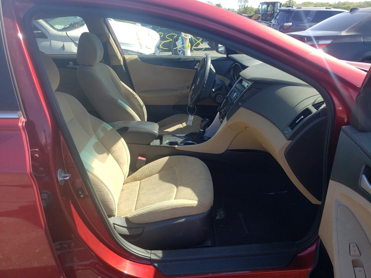 Photo 5 from auction – 2011 HYUNDAI SONATA GLS with VIN 5NPEB4AC0BH171790