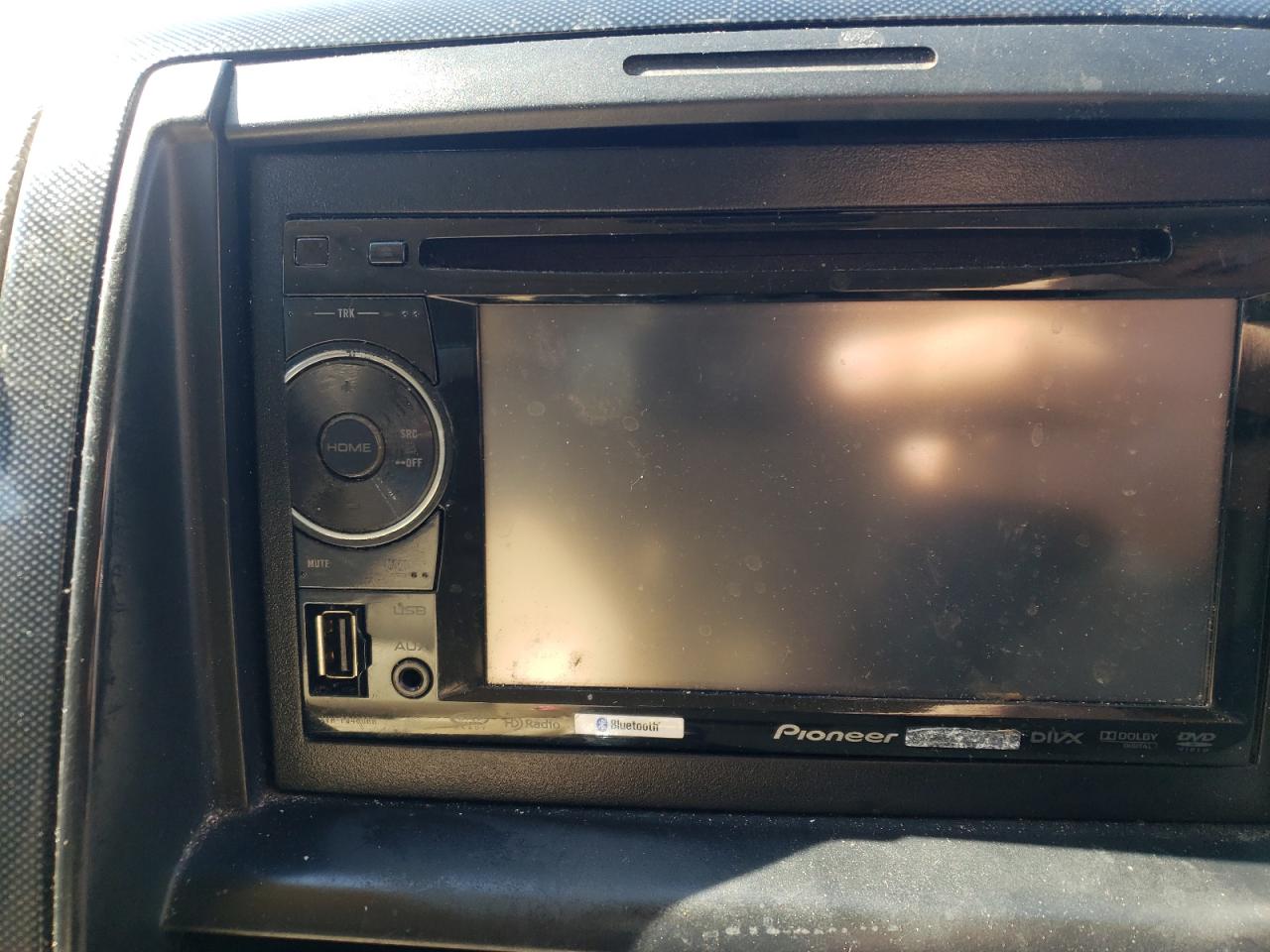Photo 9 from auction – 2006 FORD EXPLORER with VIN 1FMEU73E06UA04024