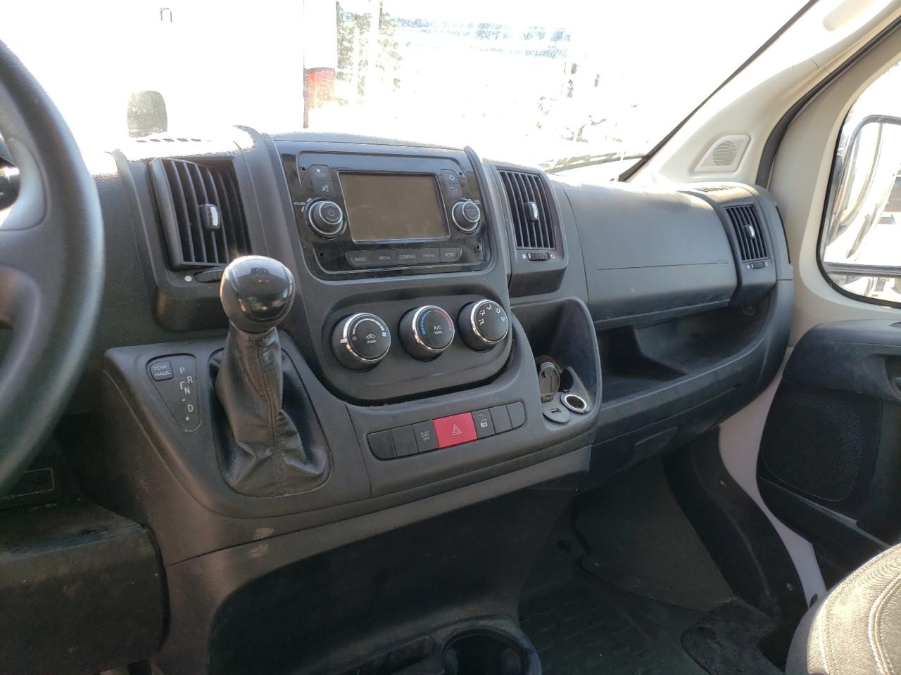 Photo 9 from auction – 2019 RAM PROMASTER with VIN 3C6TRVBG1KE553901