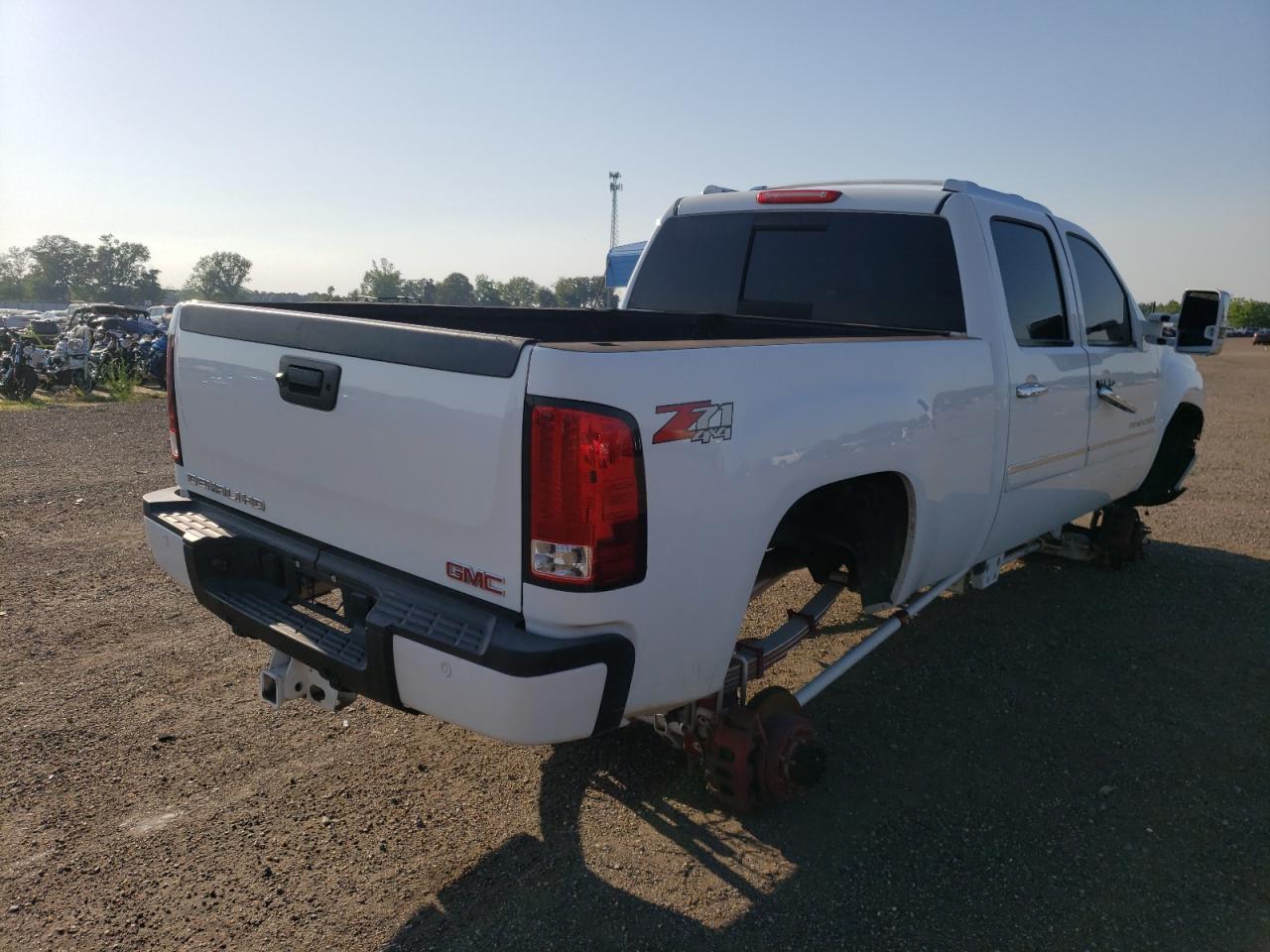 Photo 4 from auction – 2012 GMC SIERRA K25 with VIN 1GT125E8XCF183242