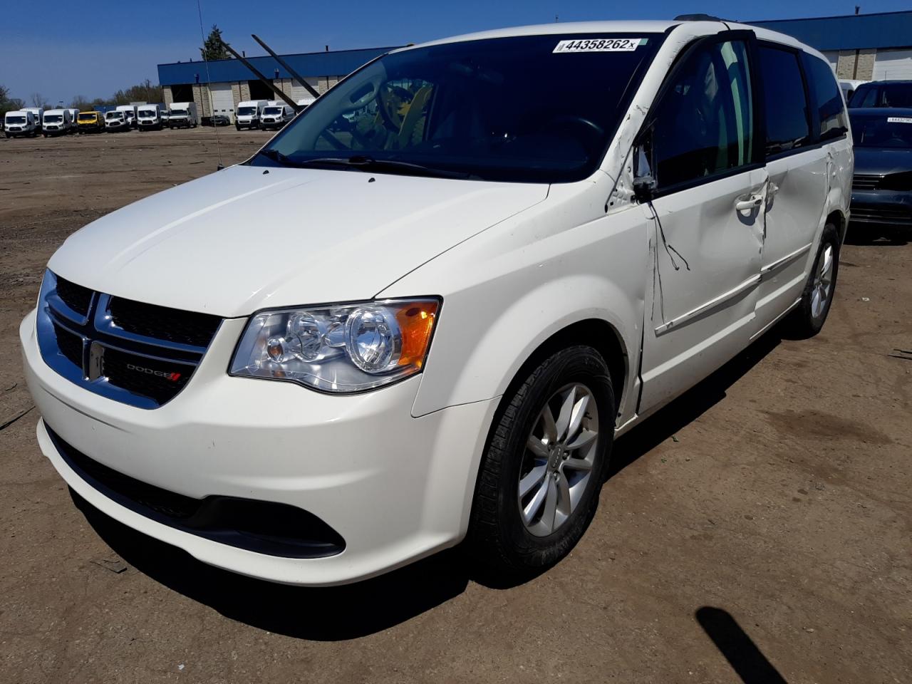 Photo 2 from auction – 2013 DODGE GRAND CARA with VIN 2C4RDGCG0DR739314