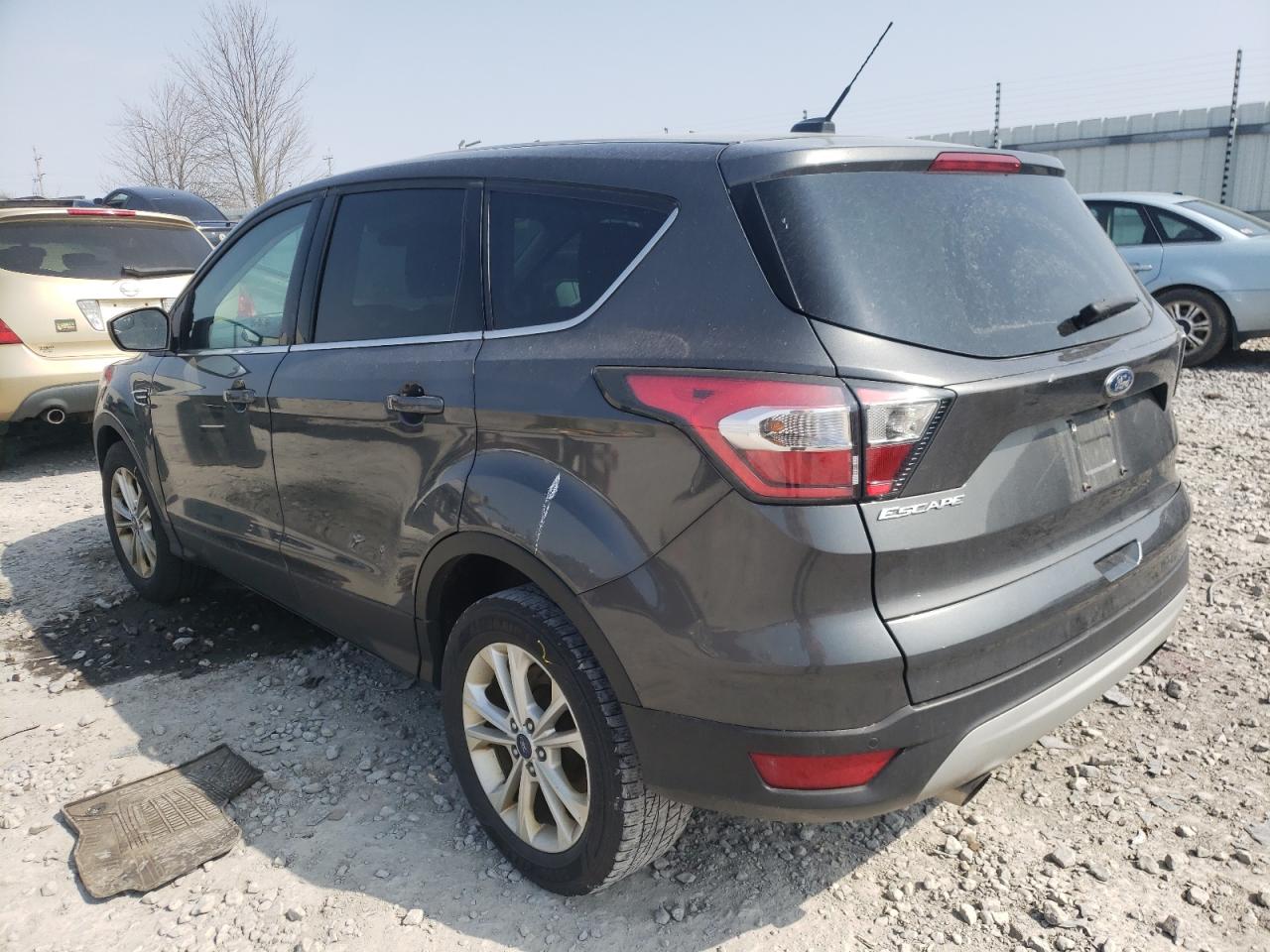 Photo 3 from auction – 2017 FORD ESCAPE SE with VIN 1FMCU0GD3HUA29468