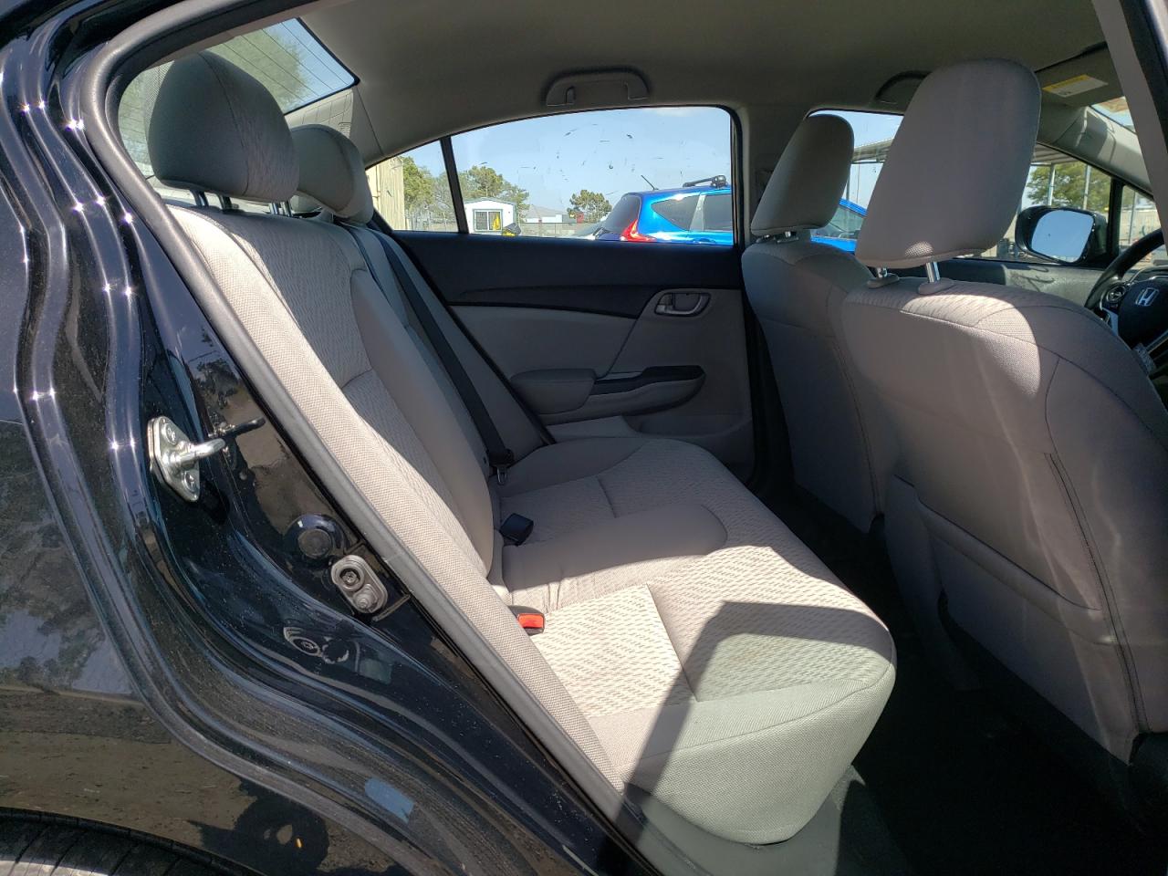 Photo 6 from auction – 2014 HONDA CIVIC LX with VIN 19XFB2F54EE263030