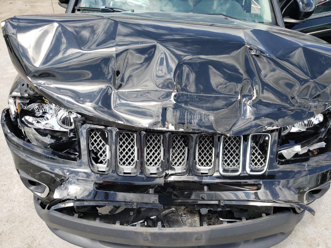 Photo 7 from auction – 2017 JEEP COMPASS LA with VIN 1C4NJCEB5HD166209