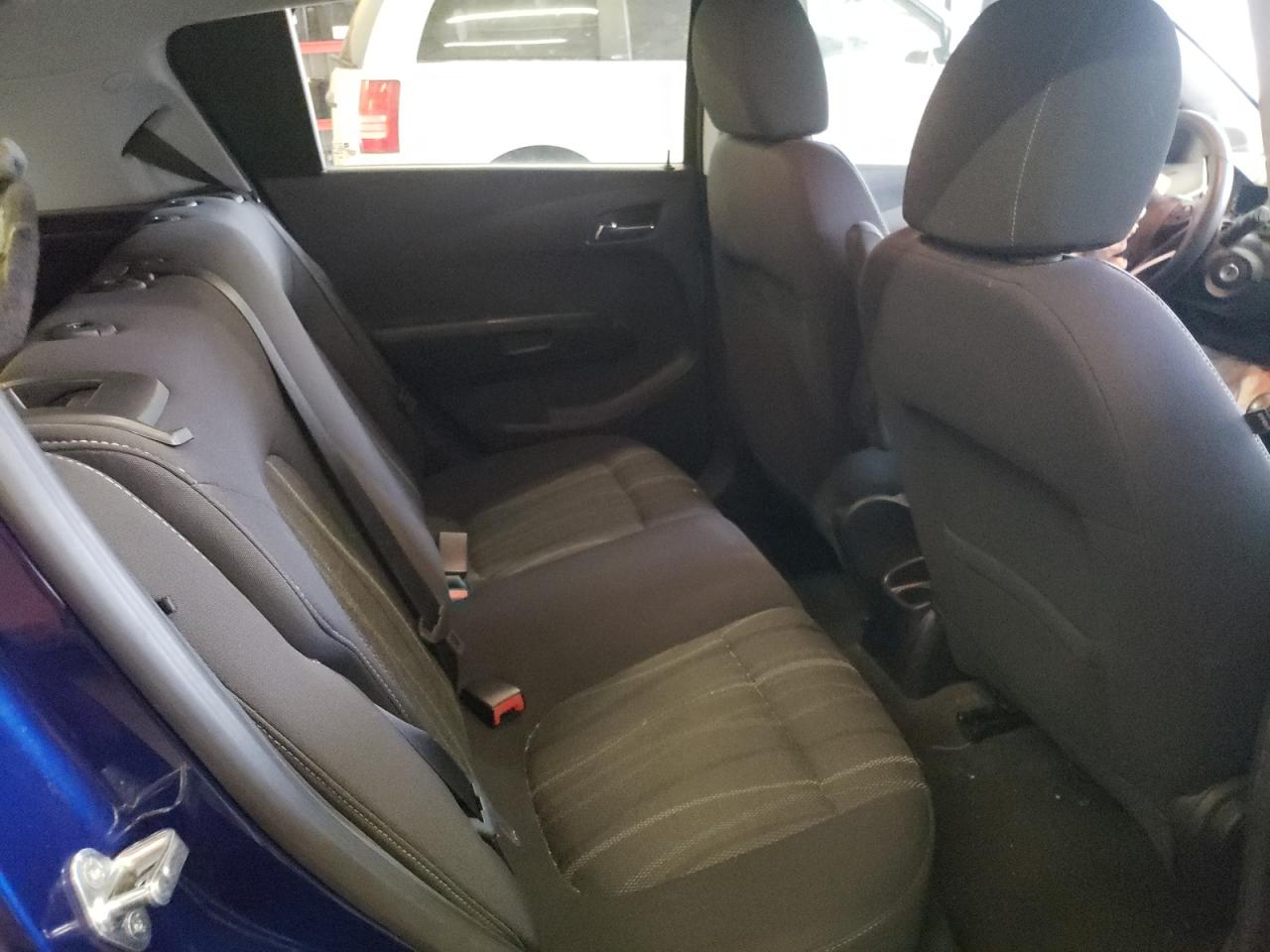 Photo 6 from auction – 2012 CHEVROLET SONIC LT with VIN 1G1JC6SB5C4206207