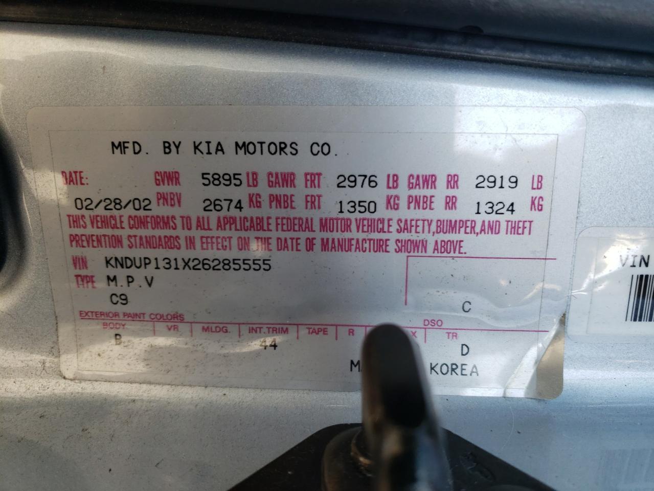 Photo 10 from auction – 2002 KIA SEDONA EX with VIN KNDUP131X26285555