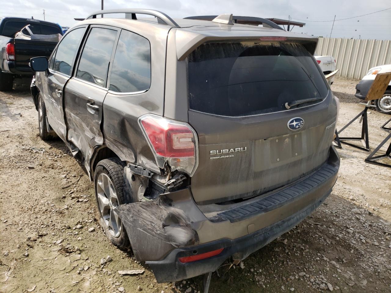 Photo 3 from auction – 2018 SUBARU FORESTER 2 with VIN JF2SJAWC8JH452859