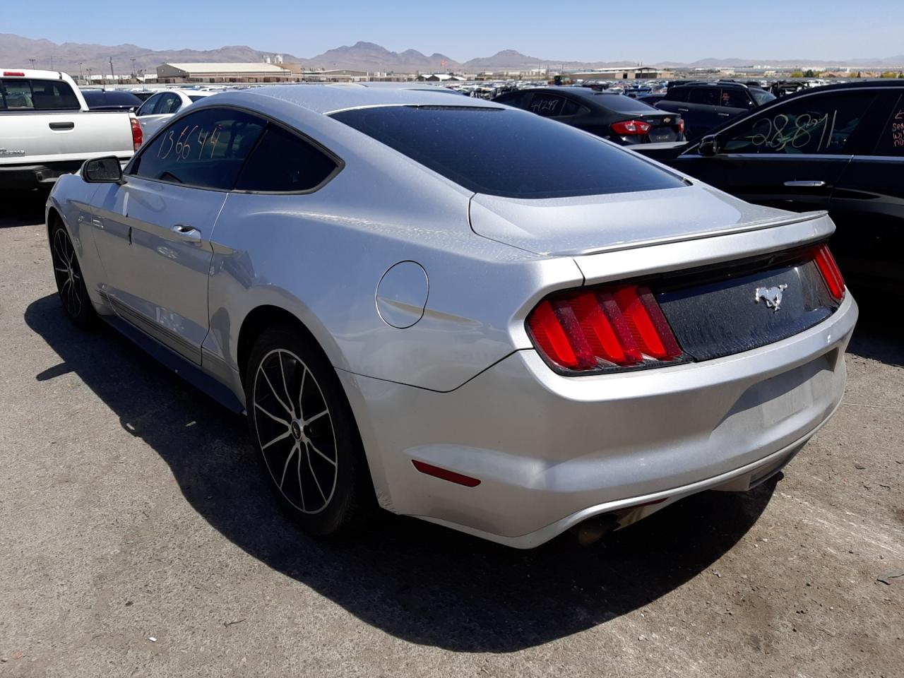 Photo 3 from auction – 2015 FORD MUSTANG with VIN 1FA6P8TH0F5431266