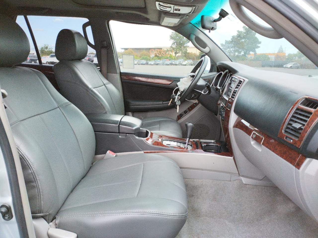 Photo 5 from auction – 2007 TOYOTA 4RUNNER SR with VIN JTEZU14R470093041