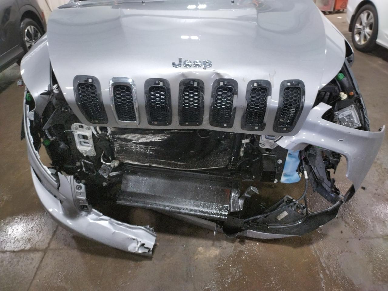 Photo 20 from auction – 2016 JEEP CHEROKEE L with VIN 1C4PJMCS4GW240689