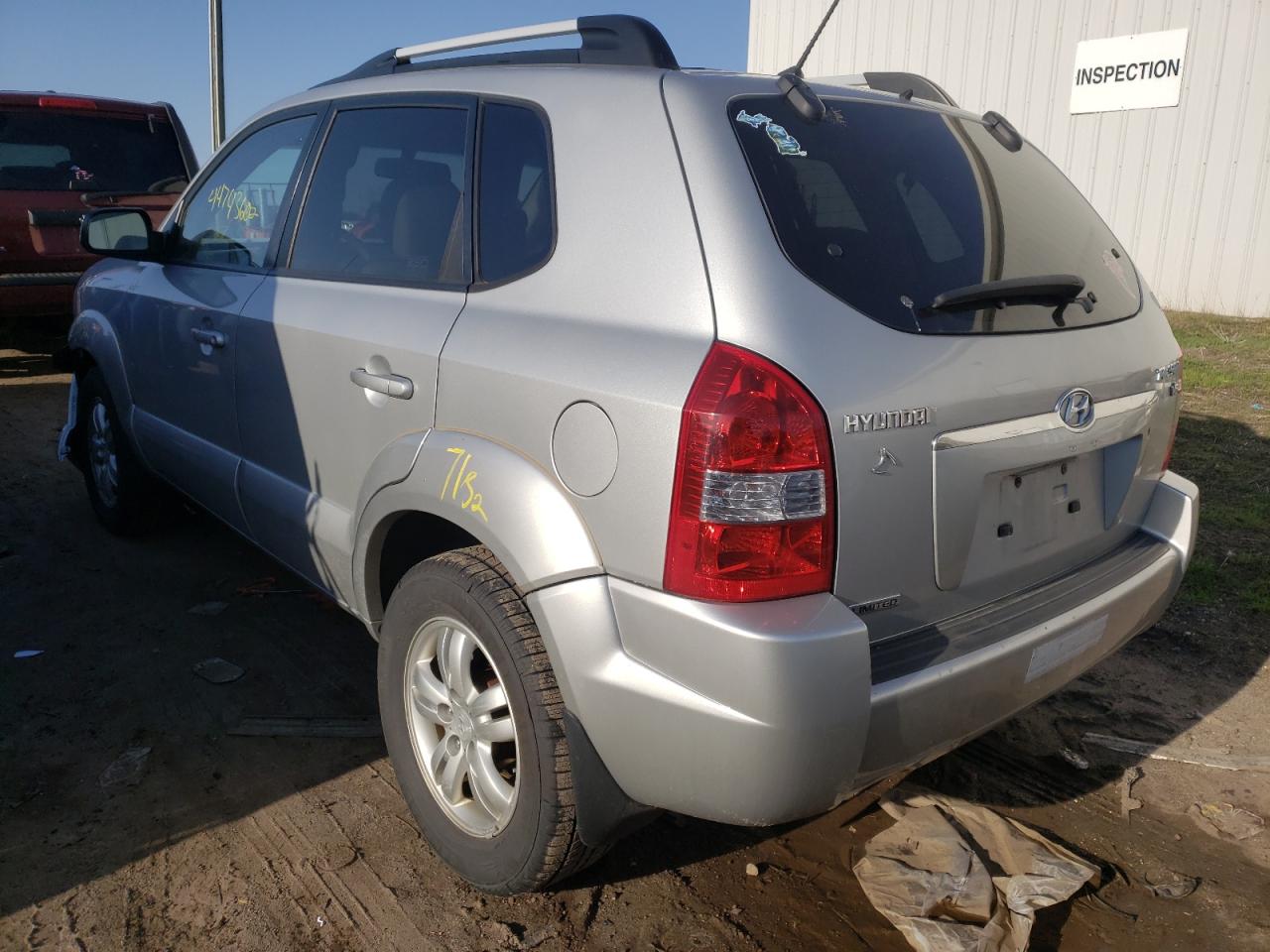 Photo 3 from auction – 2007 HYUNDAI TUCSON SE with VIN KM8JN12D87U617110