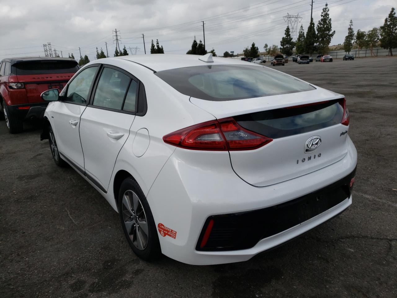 Photo 3 from auction – 2018 HYUNDAI IONIQ with VIN KMHC65LD9JU076216