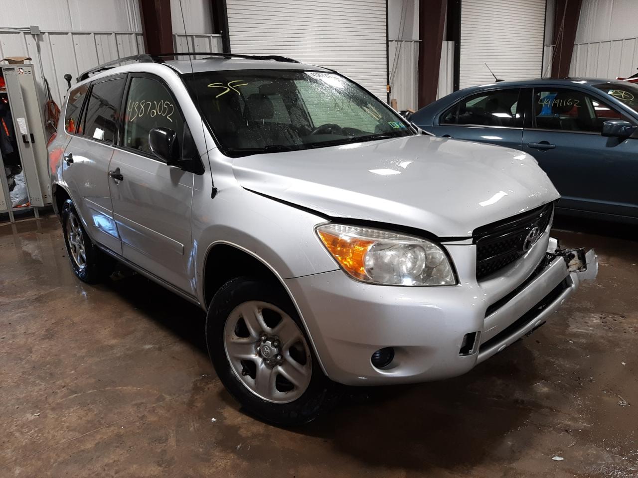 TOYOTA RAV4 2007 with VIN JTMBD35V875100542 - Photo from auction