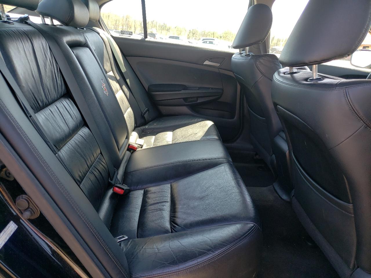 Photo 6 from auction – 2011 HONDA ACCORD SE with VIN 1HGCP2F69BA006118
