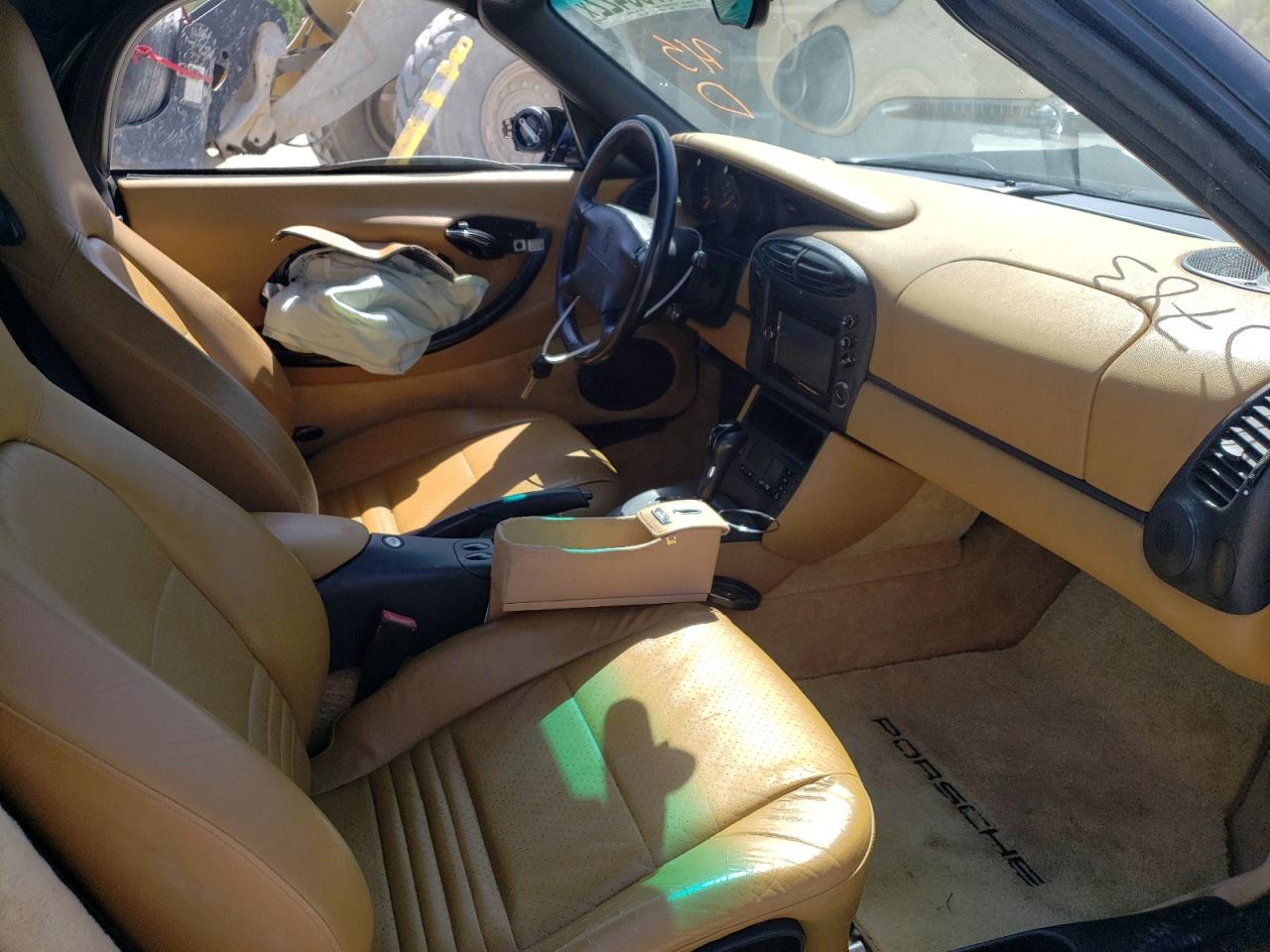 Photo 5 from auction – 1999 PORSCHE BOXSTER with VIN WP0CA2981XU625783