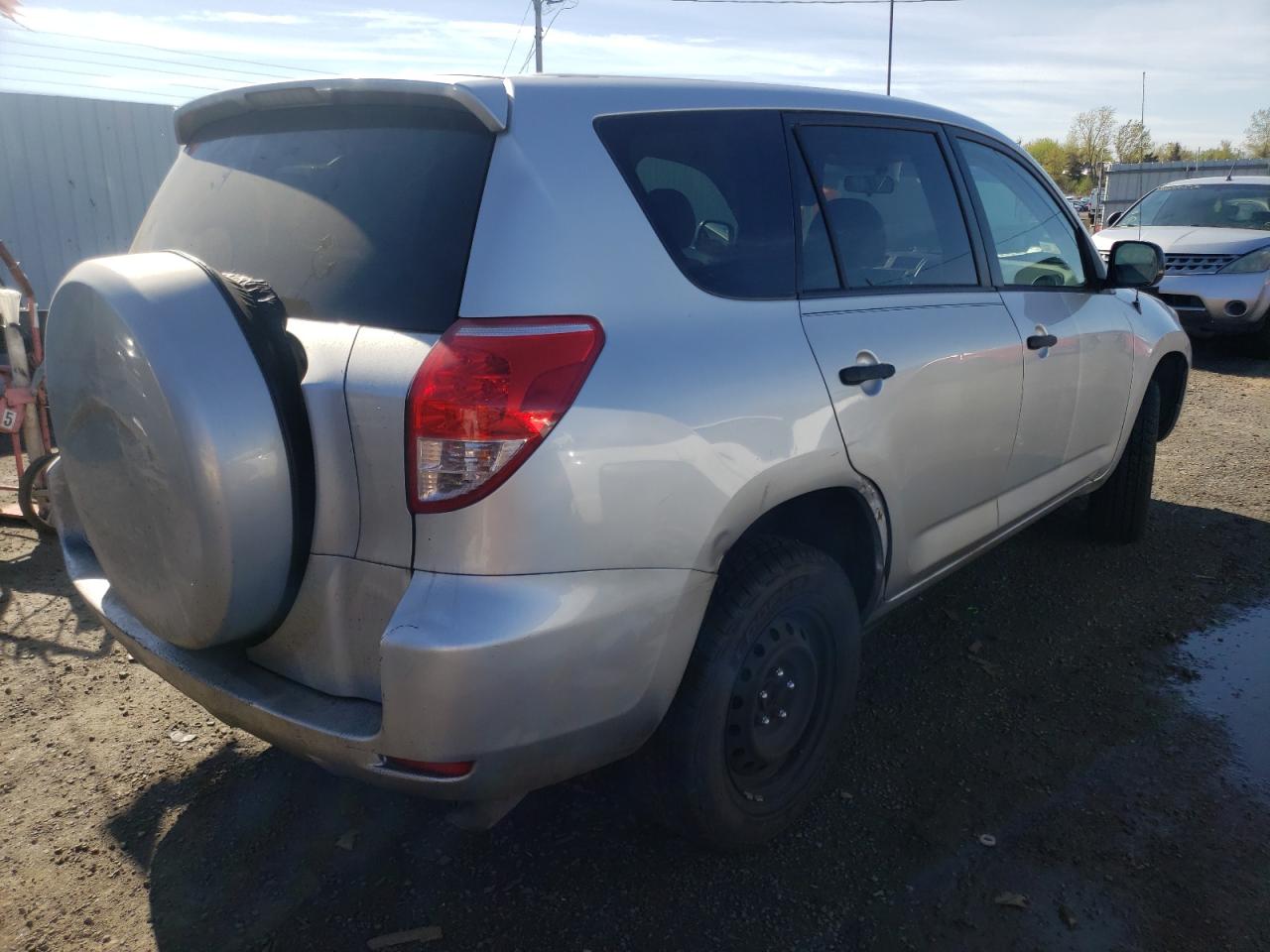 Photo 4 from auction – 2006 TOYOTA RAV4 with VIN JTMZD33V865000103