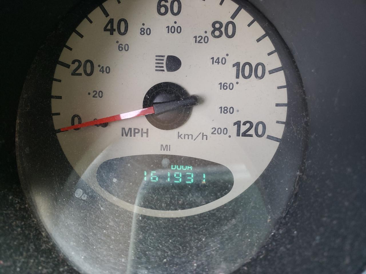 Photo 8 from auction – 2003 CHRYSLER PT CRUISER with VIN 3C4FY48B23T560190