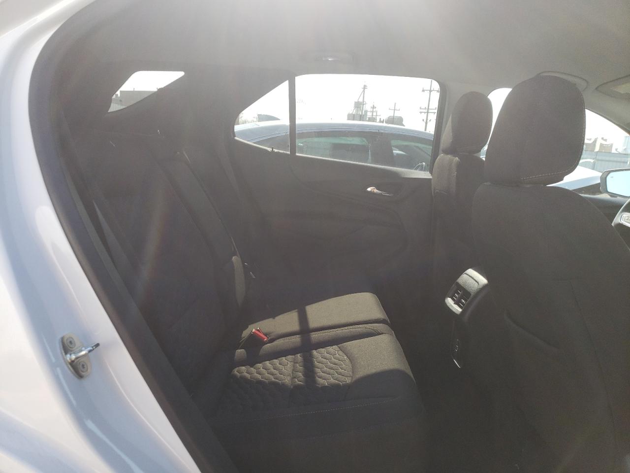 Photo 6 from auction – 2019 CHEVROLET EQUINOX LT with VIN 3GNAXJEV6KS592548
