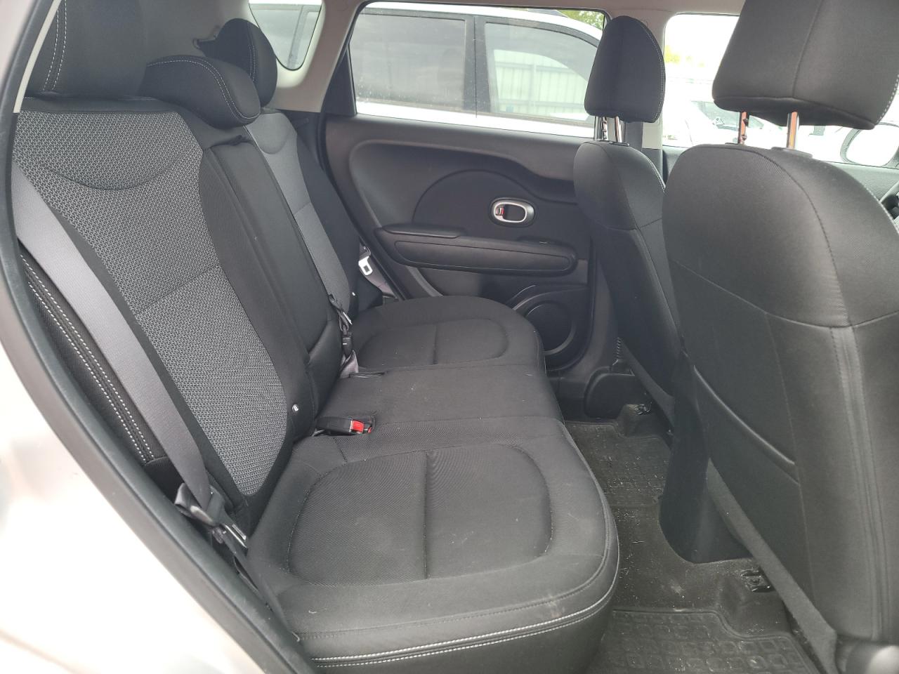 Photo 6 from auction – 2017 KIA SOUL + with VIN KNDJP3A5XH7473287