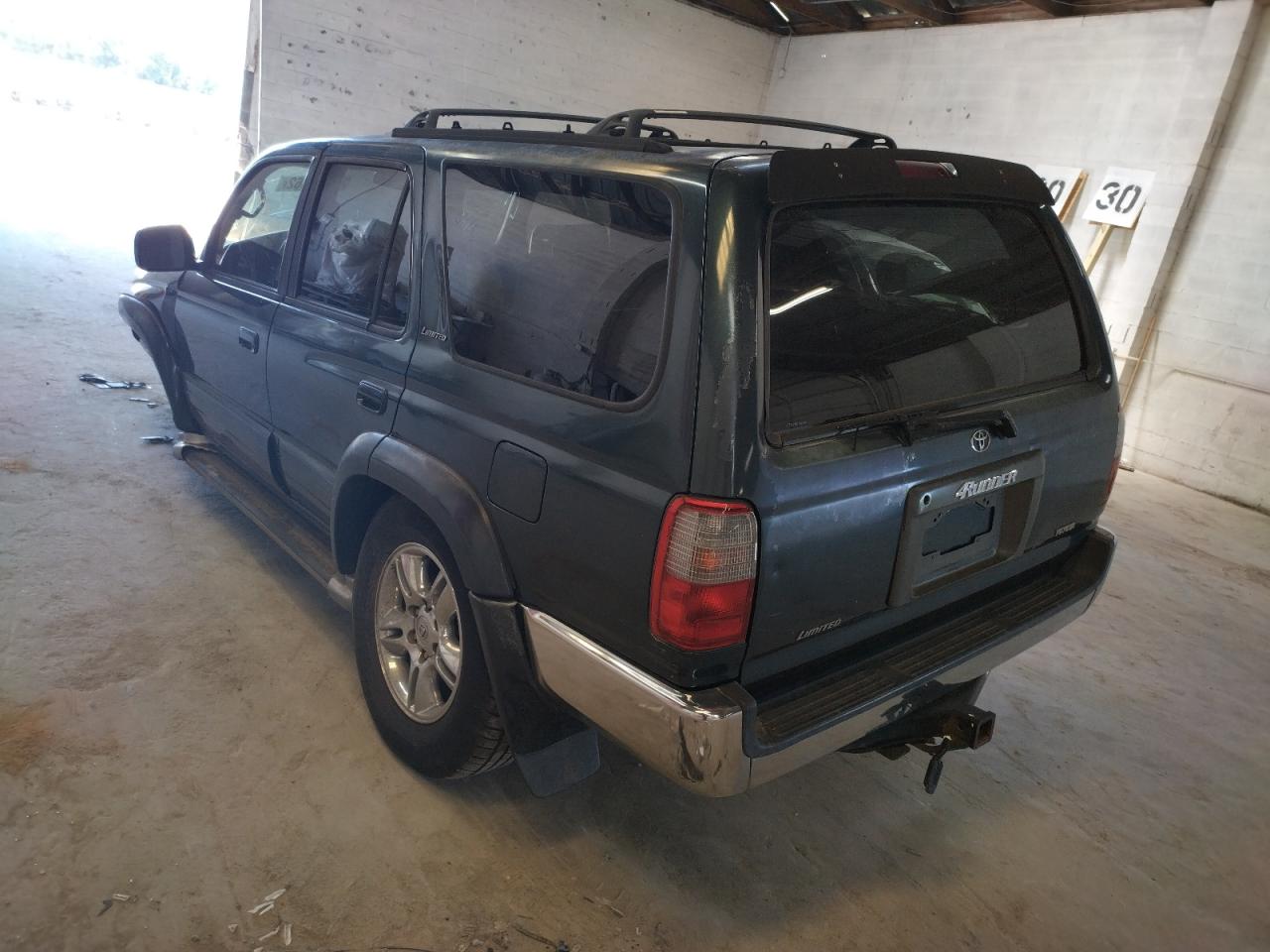 Photo 3 from auction – 1997 TOYOTA 4RUNNER with VIN JT3GN87R9V0045341