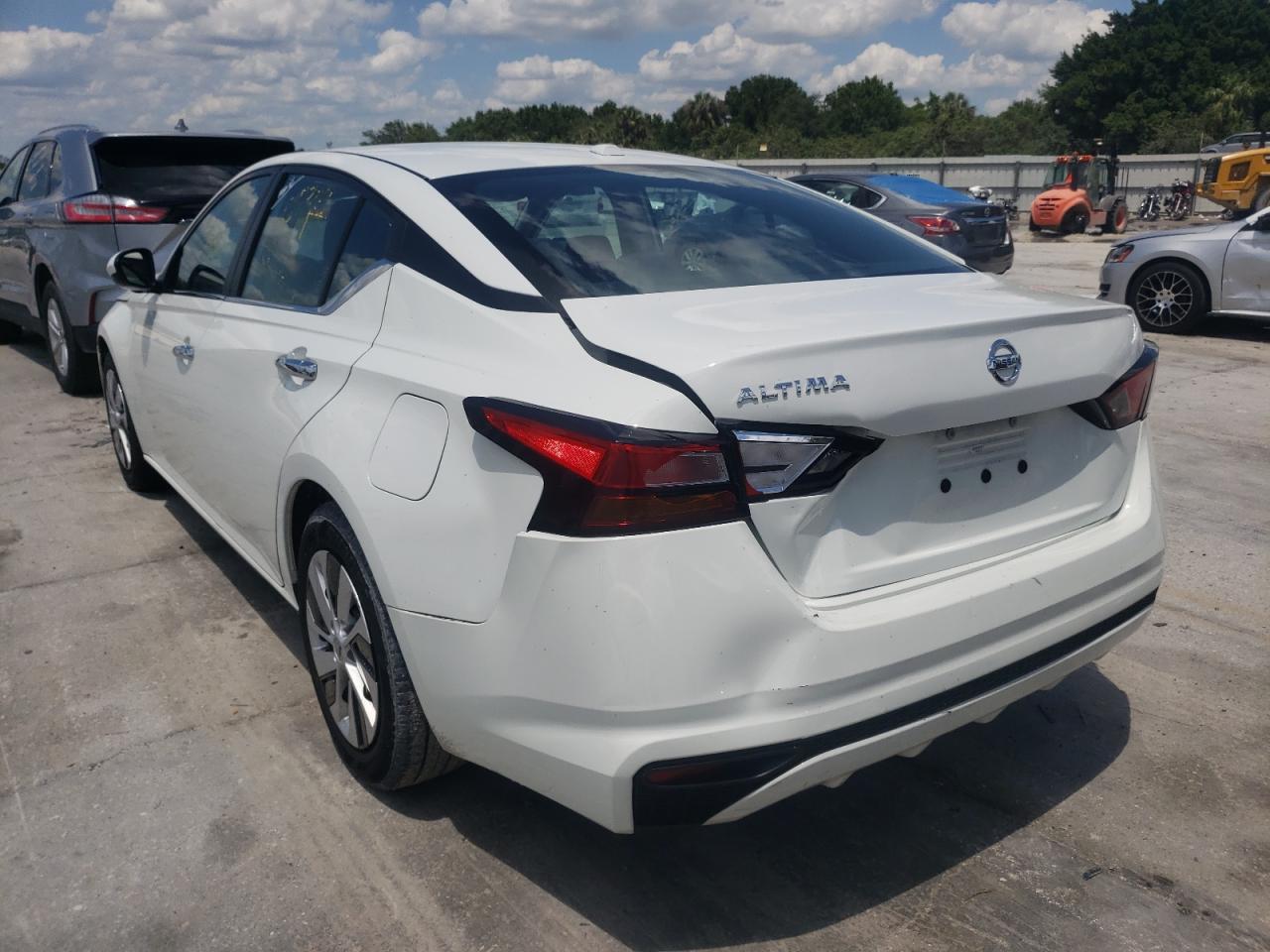 Photo 3 from auction – 2020 NISSAN ALTIMA S with VIN 1N4BL4BV1LC243213