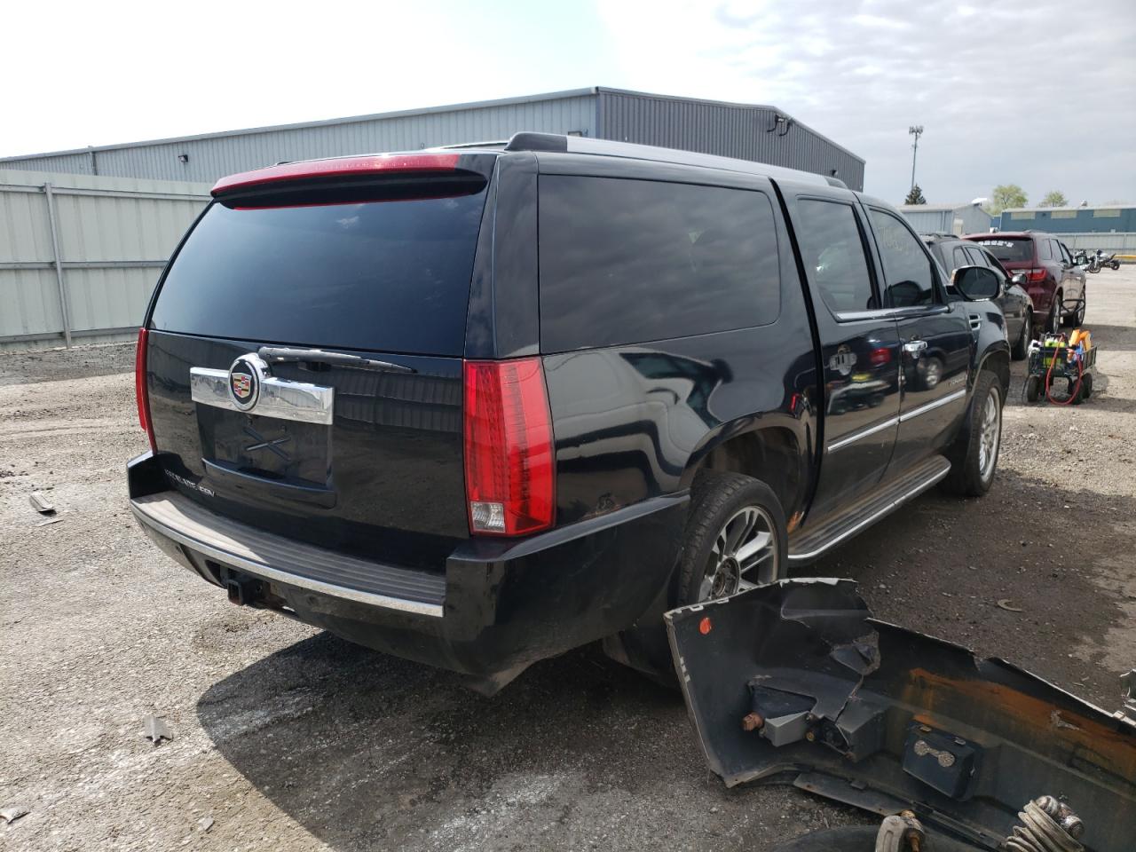 Photo 4 from auction – 2007 CADILLAC ESCALADE E with VIN 1GYFK66807R322335