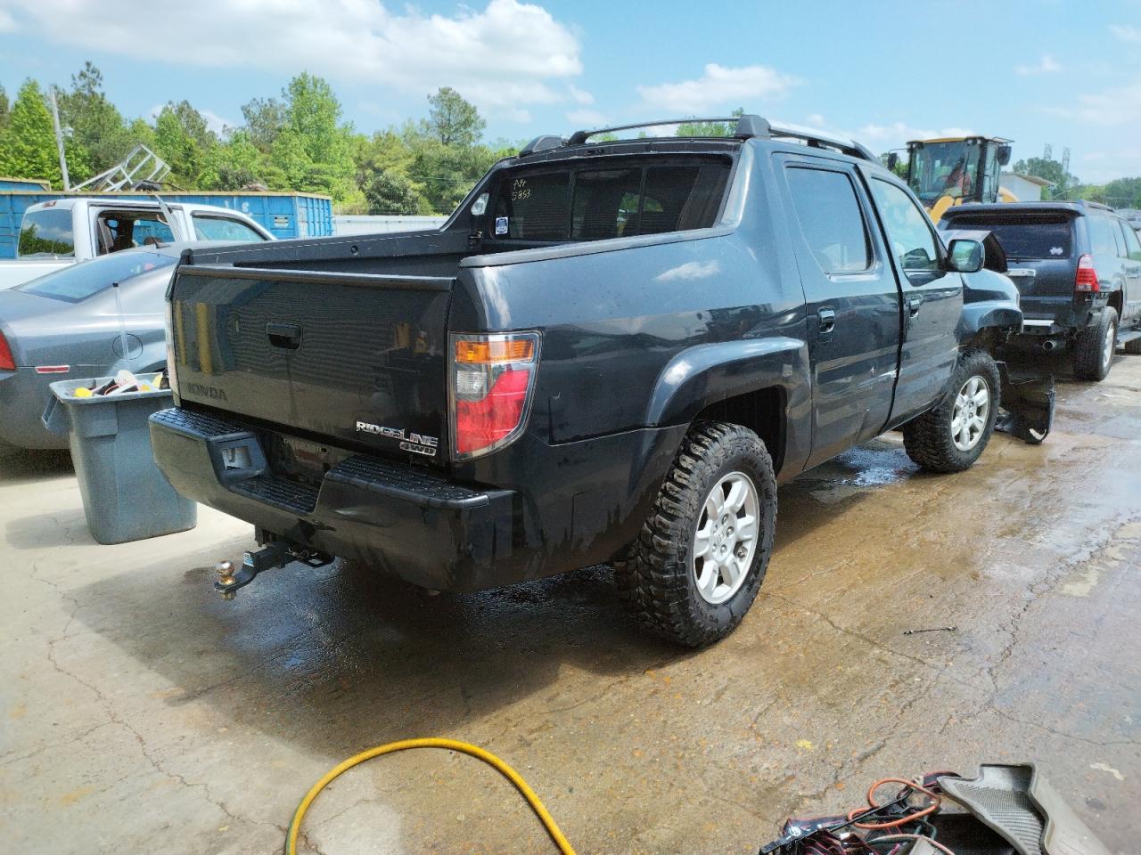 Photo 4 from auction – 2006 HONDA RIDGELINE with VIN 2HJYK16546H505853