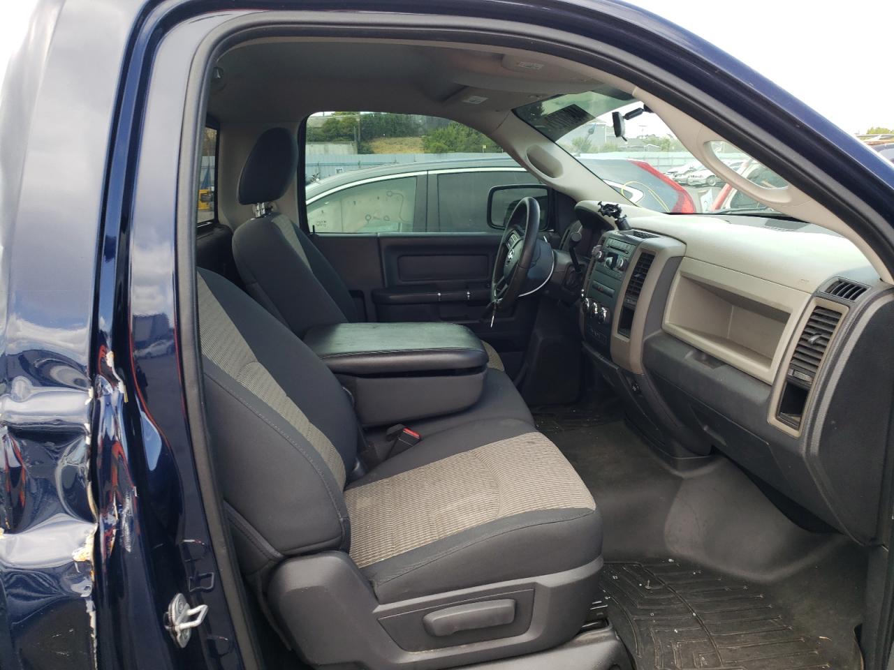 Photo 5 from auction – 2012 DODGE RAM 1500 S with VIN 3C6JD7AT7CG218289