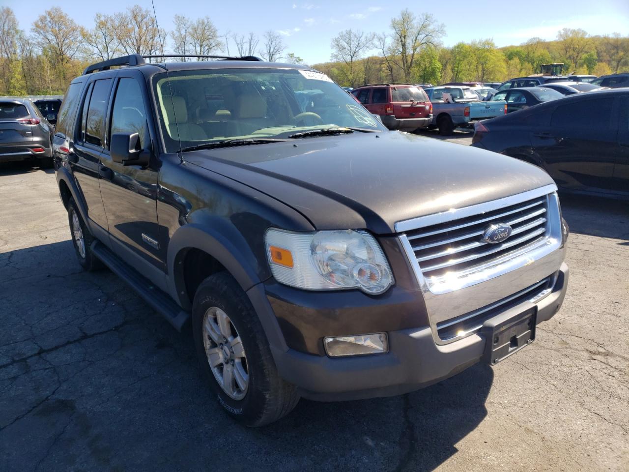 FORD EXPLORER 2006 with VIN 1FMEU73E06UA04024 - Photo from auction