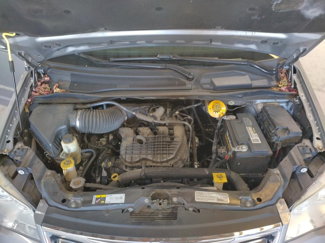 Photo 7 from auction – 2014 CHRYSLER TOWN & COU with VIN 2C4RC1CG0ER171132