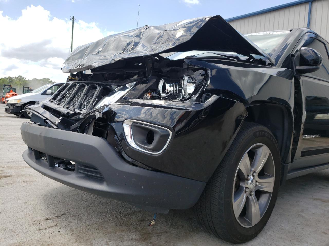 Photo 9 from auction – 2017 JEEP COMPASS LA with VIN 1C4NJCEB5HD166209