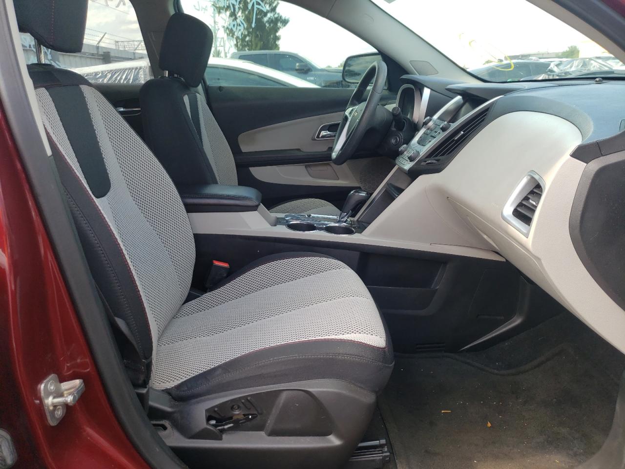 Photo 5 from auction – 2017 CHEVROLET EQUINOX LT with VIN 2GNALCEK8H1534037