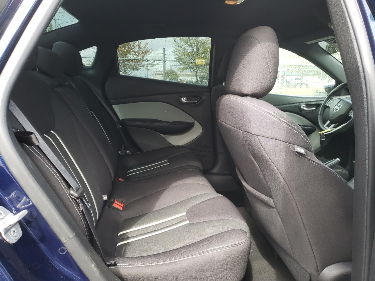 Photo 6 from auction – 2014 DODGE DART SXT with VIN 1C3CDFBB9ED738323
