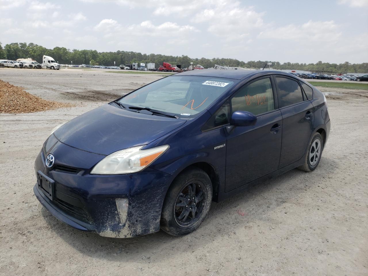 Photo 2 from auction – 2012 TOYOTA PRIUS with VIN JTDKN3DU3C1600177