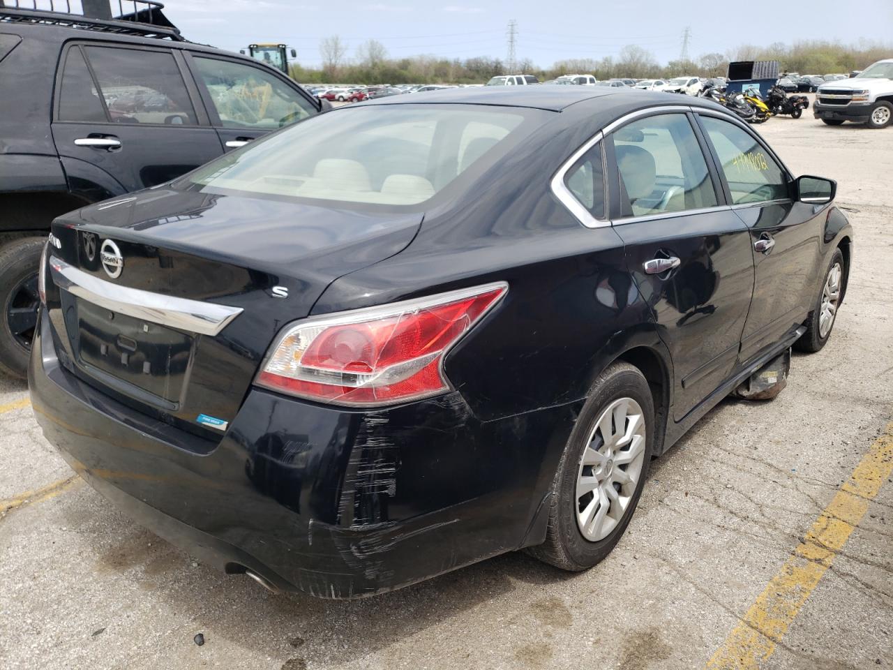 Photo 4 from auction – 2014 NISSAN ALTIMA 2.5 with VIN 1N4AL3AP1EN344462