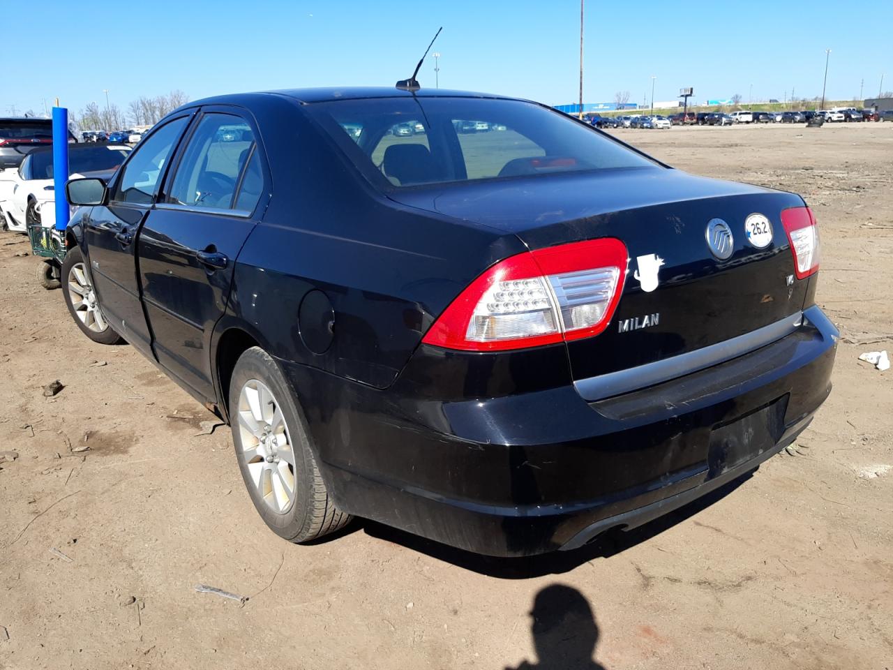 Photo 3 from auction – 2007 MERCURY MILAN with VIN 3MEHM07107R653846