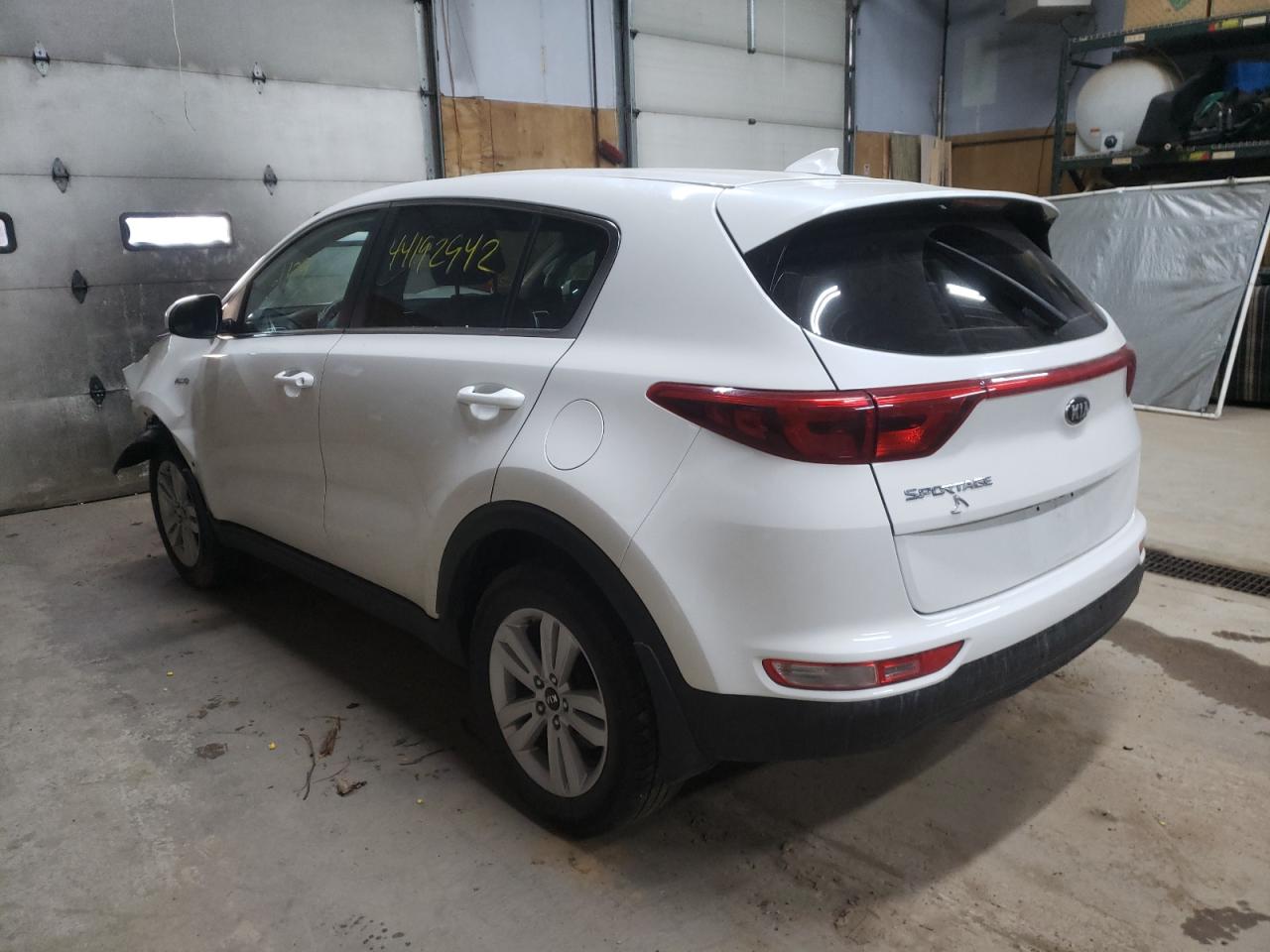 Photo 3 from auction – 2017 KIA SPORTAGE with VIN KNDPMCAC5H7094098