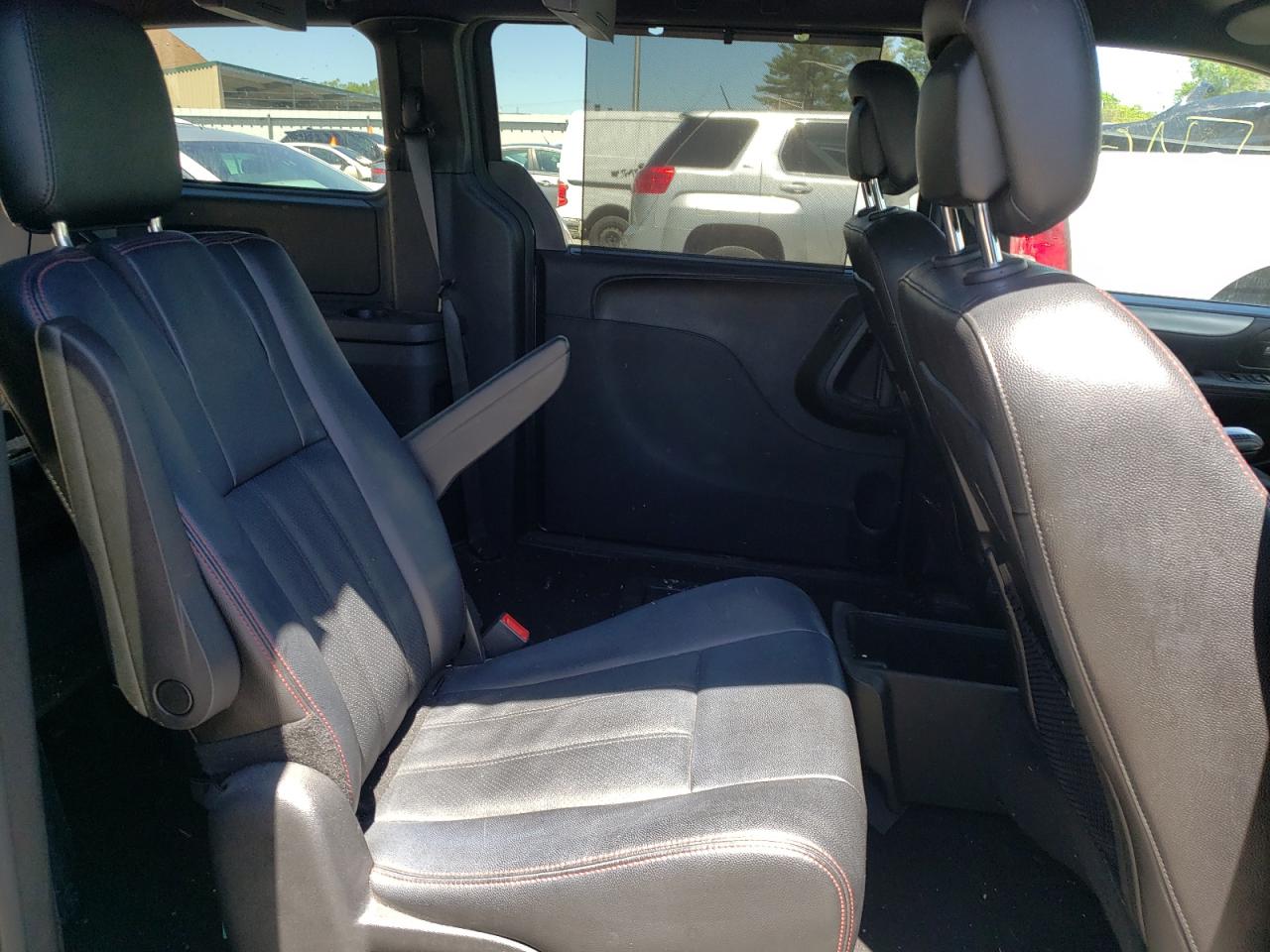Photo 6 from auction – 2019 DODGE GRAND CARA with VIN 2C4RDGEG5KR747581