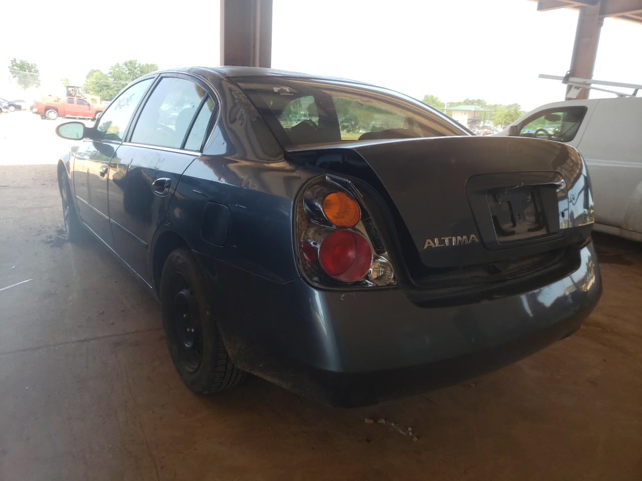 Photo 3 from auction – 2002 NISSAN ALTIMA BAS with VIN 1N4AL11D62C178277