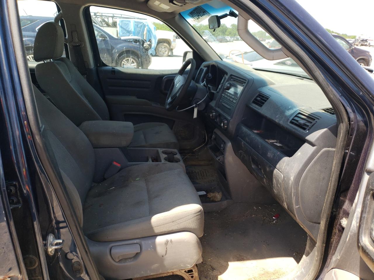 Photo 5 from auction – 2012 HONDA RIDGELINE with VIN 5FPYK1F25CB451546