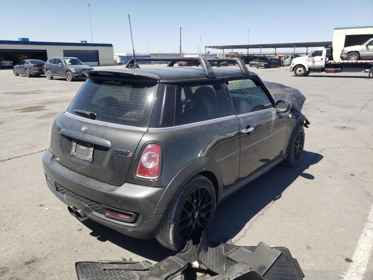 Photo 4 from auction – 2011 MINI COOPER S with VIN WMWSV3C55BTY20544